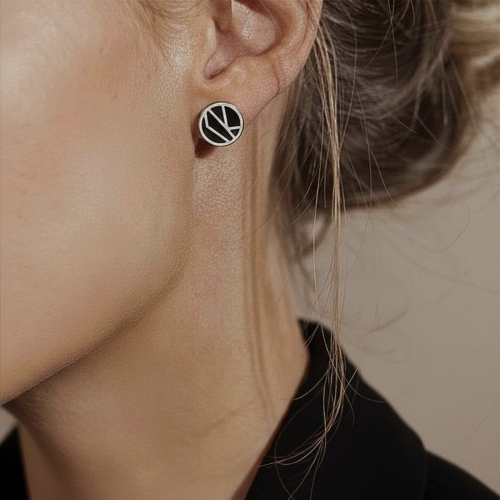 Rose Enamel Earing Black/Silver